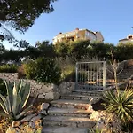 30 Meters Away From Sea! Seaside Maja Apartment *