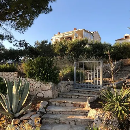 30 Meters Away From Sea! Seaside Maja Apartment *