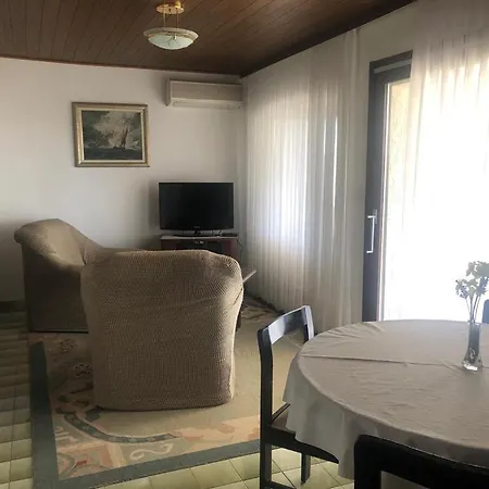 30 Meters Away From Sea! Seaside Maja Apartment